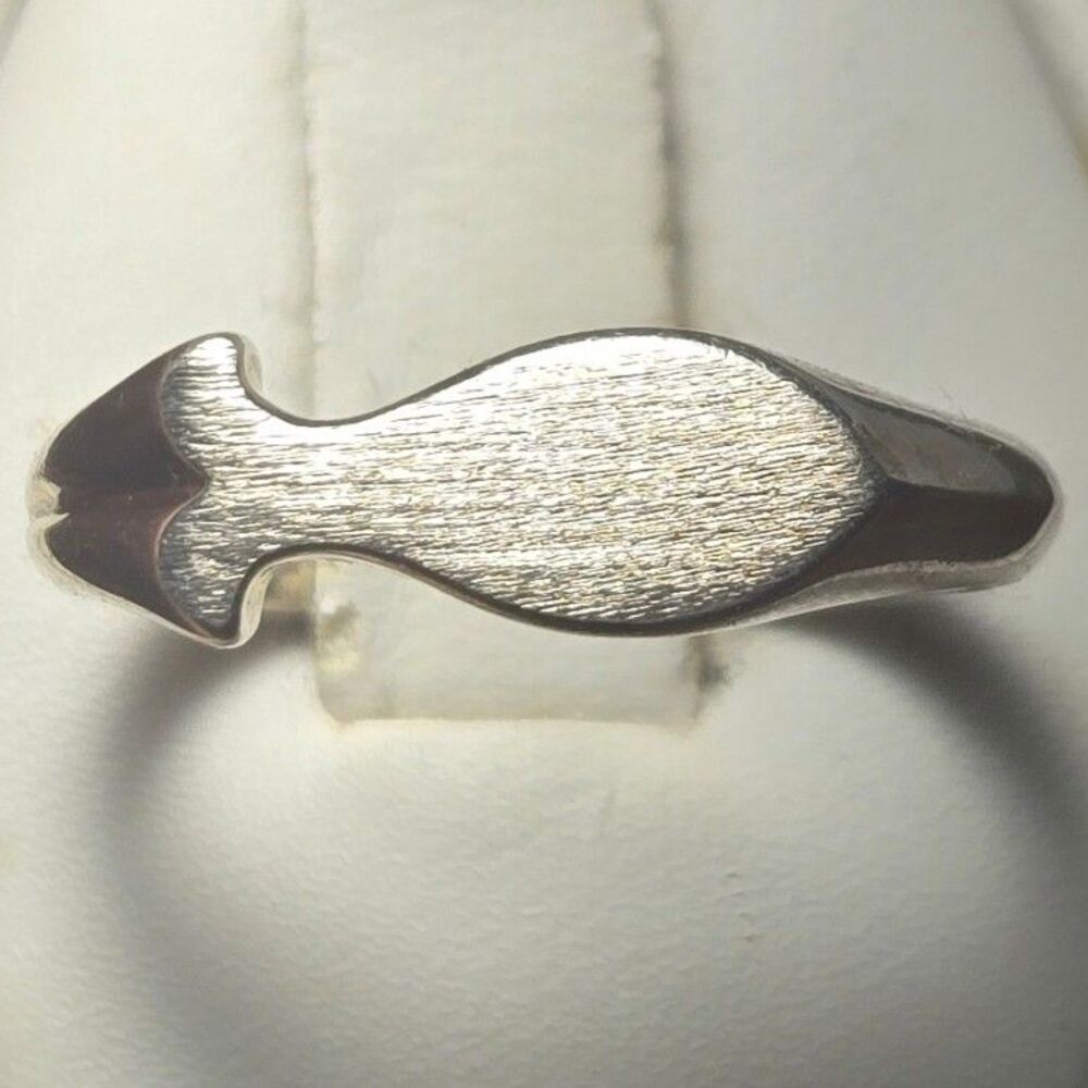 Fish Signet Style Vintage Sterling Silver Ring Sz 9